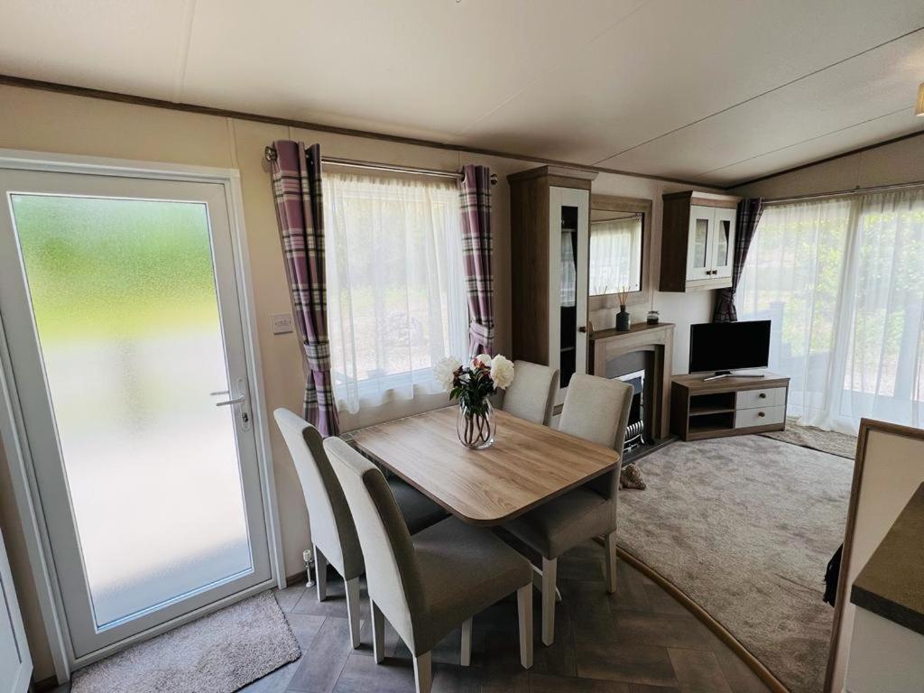 Lakes View At Borwick Lakes Holiday home *