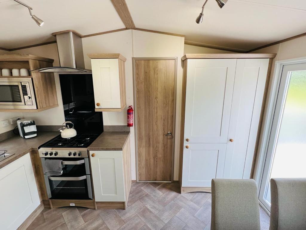 Lakes View At Borwick Lakes Holiday home Carnforth